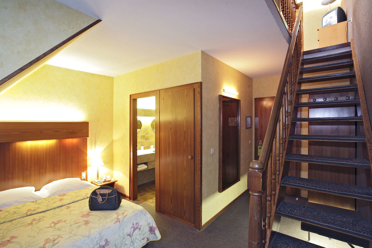 Domaine Le Moulin Hotel อูทรอทต์ ภายนอก รูปภาพ