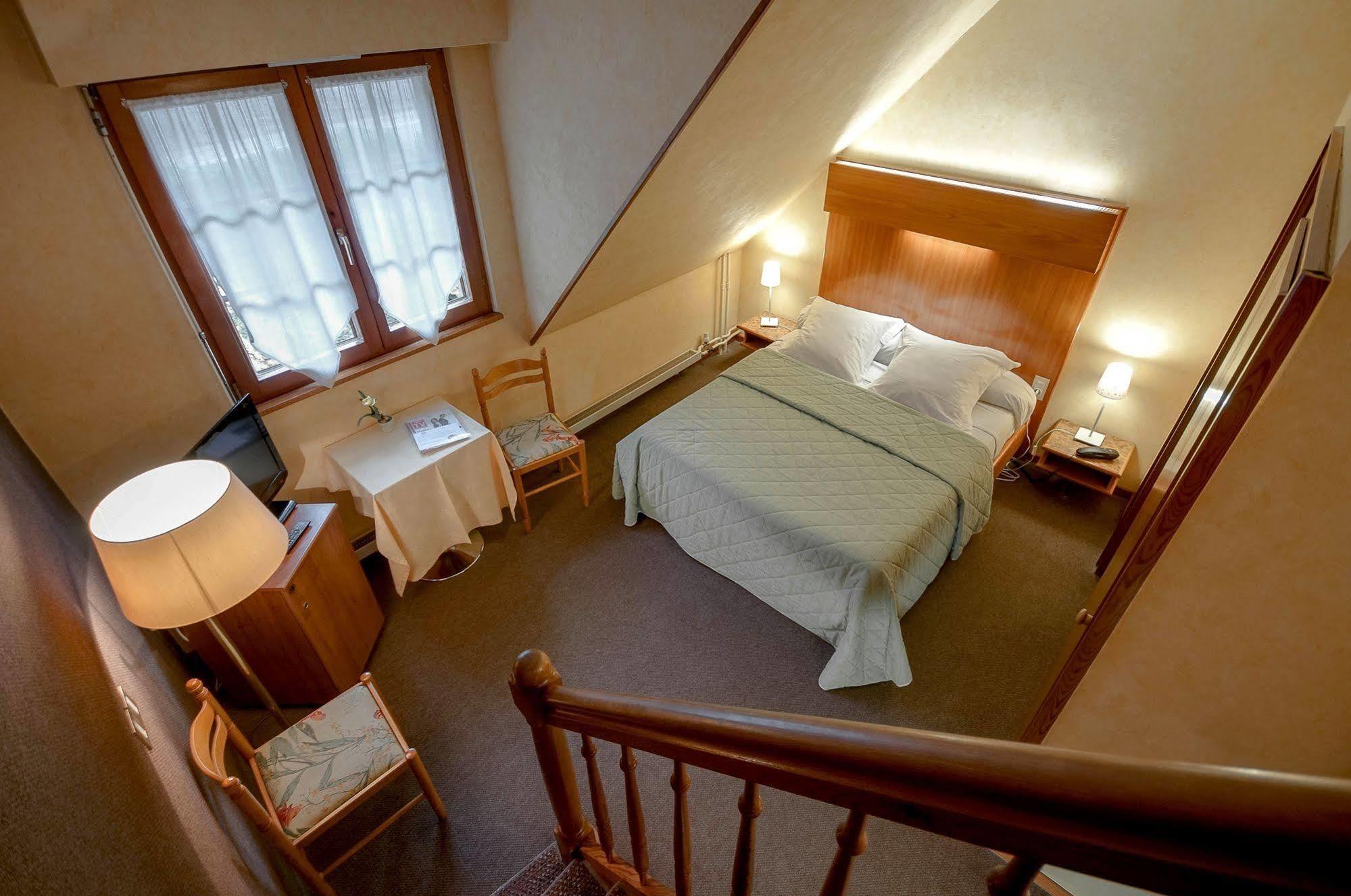 Domaine Le Moulin Hotel อูทรอทต์ ภายนอก รูปภาพ